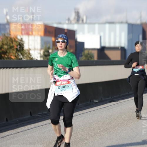 03.10.2025 - Köhlbrandbrückenlauf Jannik Wohlers http://msf.ph/oto/9095745 03.10.2025 10:16:58 Position 3 3258 meine-sportfotos.de