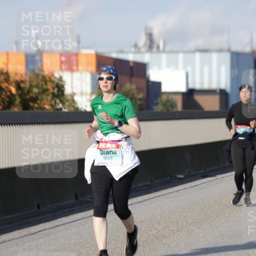 03.10.2025 - Köhlbrandbrückenlauf Jannik Wohlers http://msf.ph/oto/9095765 03.10.2025 10:16:58 Position 3 3258 meine-sportfotos.de