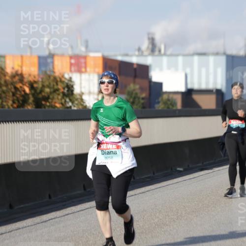 03.10.2025 - Köhlbrandbrückenlauf Jannik Wohlers http://msf.ph/oto/9095771 03.10.2025 10:16:58 Position 3 3258 meine-sportfotos.de