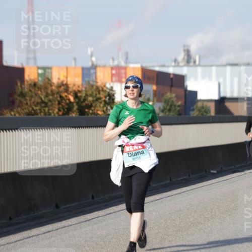 03.10.2025 - Köhlbrandbrückenlauf Jannik Wohlers http://msf.ph/oto/9095797 03.10.2025 10:16:58 Position 3 3258 meine-sportfotos.de