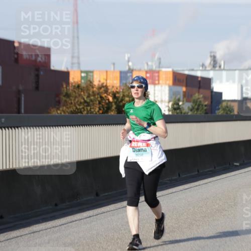03.10.2025 - Köhlbrandbrückenlauf Jannik Wohlers http://msf.ph/oto/9095834 03.10.2025 10:16:59 Position 3 3258 meine-sportfotos.de