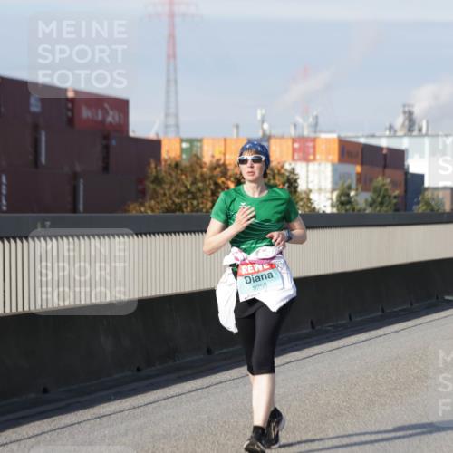 03.10.2025 - Köhlbrandbrückenlauf Jannik Wohlers http://msf.ph/oto/9095857 03.10.2025 10:16:59 Position 3 3258 meine-sportfotos.de