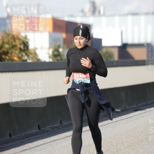 03.10.2025 - Köhlbrandbrückenlauf Jannik Wohlers http://msf.ph/oto/9095936 03.10.2025 10:17:01 Position 3  meine-sportfotos.de