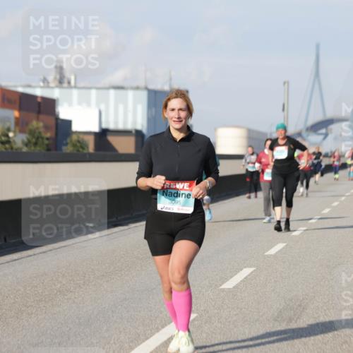 03.10.2025 - Köhlbrandbrückenlauf Jannik Wohlers http://msf.ph/oto/9095986 03.10.2025 10:17:04 Position 3 3095 meine-sportfotos.de