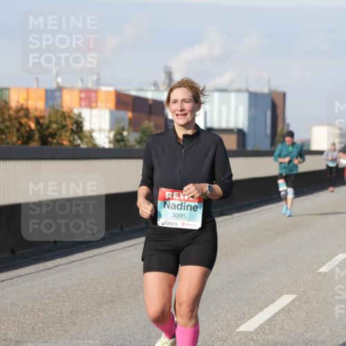 03.10.2025 - Köhlbrandbrückenlauf Jannik Wohlers http://msf.ph/oto/9096066 03.10.2025 10:17:05 Position 3 3095 meine-sportfotos.de