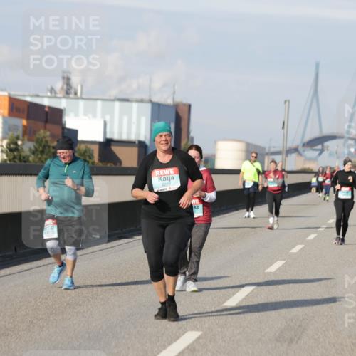 03.10.2025 - Köhlbrandbrückenlauf Jannik Wohlers http://msf.ph/oto/9096122 03.10.2025 10:17:11 Position 3 2288 meine-sportfotos.de