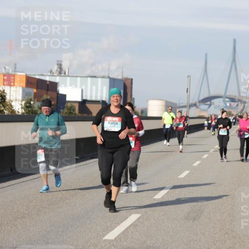 03.10.2025 - Köhlbrandbrückenlauf Jannik Wohlers http://msf.ph/oto/9096153 03.10.2025 10:17:11 Position 3 2288 meine-sportfotos.de