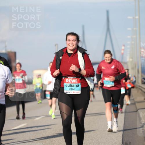 03.10.2025 - Köhlbrandbrückenlauf Jannik Wohlers http://msf.ph/oto/9096173 03.10.2025 10:14:27 Position 3 2895, 90, 2344 meine-sportfotos.de