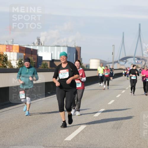 03.10.2025 - Köhlbrandbrückenlauf Jannik Wohlers http://msf.ph/oto/9096193 03.10.2025 10:17:12 Position 3 2288 meine-sportfotos.de