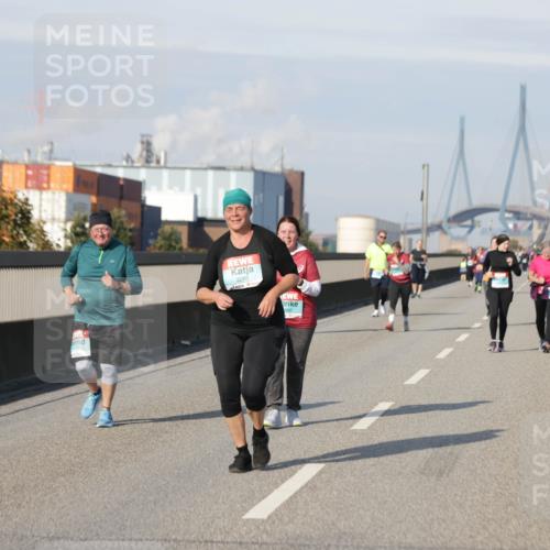 03.10.2025 - Köhlbrandbrückenlauf Jannik Wohlers http://msf.ph/oto/9096200 03.10.2025 10:17:12 Position 3 2288 meine-sportfotos.de