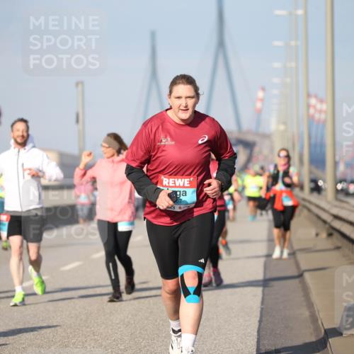 03.10.2025 - Köhlbrandbrückenlauf Jannik Wohlers http://msf.ph/oto/9096211 03.10.2025 10:14:29 Position 3  meine-sportfotos.de