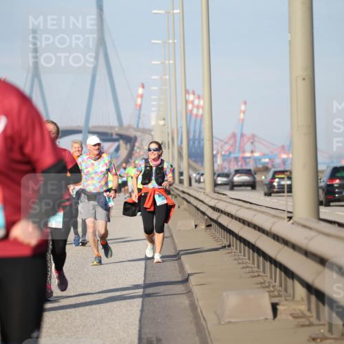 03.10.2025 - Köhlbrandbrückenlauf Jannik Wohlers http://msf.ph/oto/9096246 03.10.2025 10:14:31 Position 3  meine-sportfotos.de