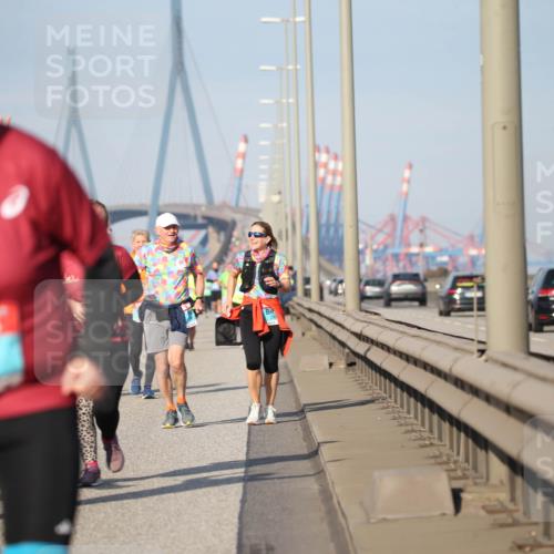 03.10.2025 - Köhlbrandbrückenlauf Jannik Wohlers http://msf.ph/oto/9096254 03.10.2025 10:14:31 Position 3  meine-sportfotos.de
