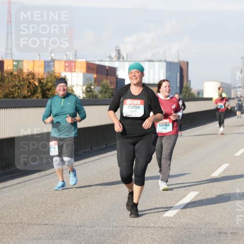03.10.2025 - Köhlbrandbrückenlauf Jannik Wohlers http://msf.ph/oto/9096263 03.10.2025 10:17:13 Position 3 2288, 1880 meine-sportfotos.de