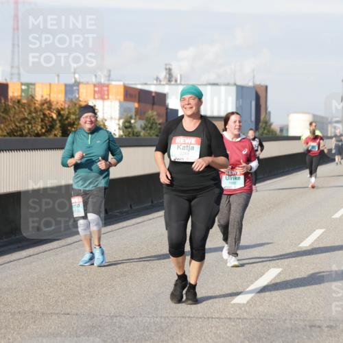 03.10.2025 - Köhlbrandbrückenlauf Jannik Wohlers http://msf.ph/oto/9096268 03.10.2025 10:17:13 Position 3 2288, 1880 meine-sportfotos.de
