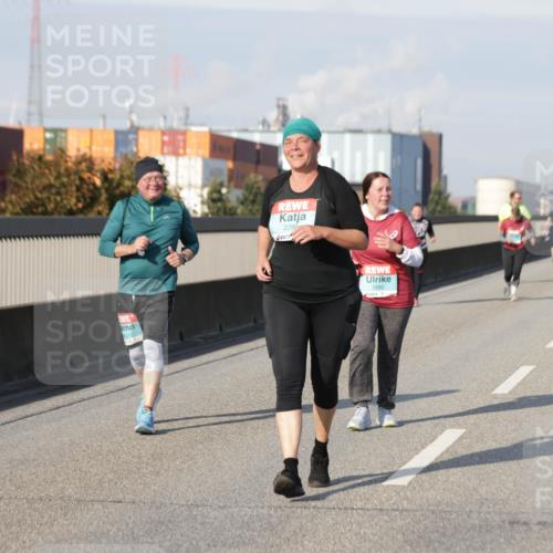 03.10.2025 - Köhlbrandbrückenlauf Jannik Wohlers http://msf.ph/oto/9096285 03.10.2025 10:17:13 Position 3 2288, 1880 meine-sportfotos.de