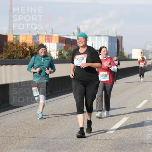 03.10.2025 - Köhlbrandbrückenlauf Jannik Wohlers http://msf.ph/oto/9096291 03.10.2025 10:17:13 Position 3 433, 2288, 1880 meine-sportfotos.de