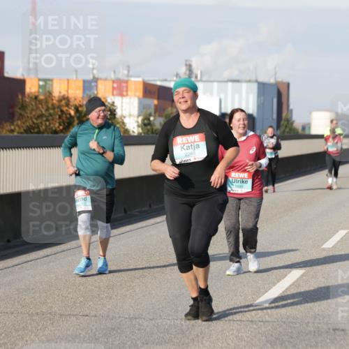 03.10.2025 - Köhlbrandbrückenlauf Jannik Wohlers http://msf.ph/oto/9096313 03.10.2025 10:17:14 Position 3 433, 2288, 1880 meine-sportfotos.de