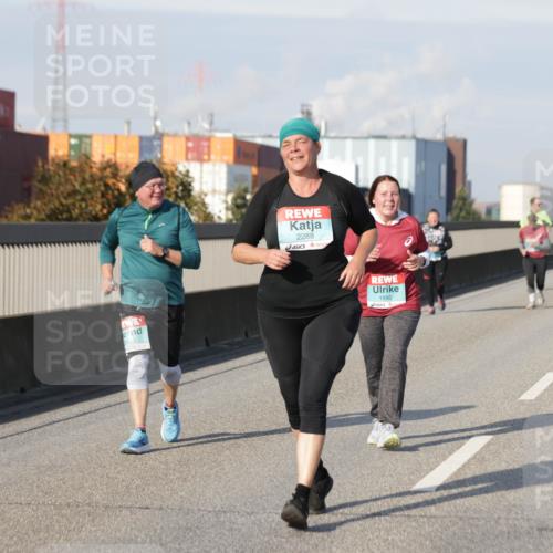 03.10.2025 - Köhlbrandbrückenlauf Jannik Wohlers http://msf.ph/oto/9096319 03.10.2025 10:17:14 Position 3 433, 2288, 1880 meine-sportfotos.de
