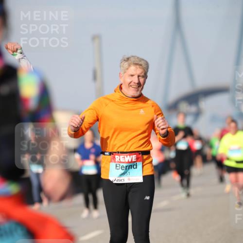 03.10.2025 - Köhlbrandbrückenlauf Jannik Wohlers http://msf.ph/oto/9096354 03.10.2025 10:14:40 Position 3 3551 meine-sportfotos.de