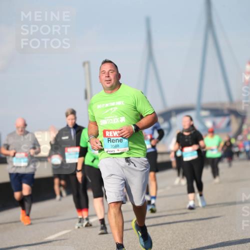 03.10.2025 - Köhlbrandbrückenlauf Jannik Wohlers http://msf.ph/oto/9096689 03.10.2025 10:15:05 Position 3 3588 meine-sportfotos.de