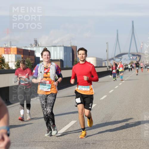 03.10.2025 - Köhlbrandbrückenlauf Jannik Wohlers http://msf.ph/oto/9096788 03.10.2025 10:17:24 Position 3 3637, 3639 meine-sportfotos.de