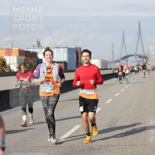 03.10.2025 - Köhlbrandbrückenlauf Jannik Wohlers http://msf.ph/oto/9096794 03.10.2025 10:17:24 Position 3 3637, 3639 meine-sportfotos.de