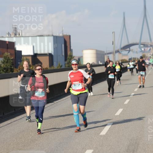 03.10.2025 - Köhlbrandbrückenlauf Jannik Wohlers http://msf.ph/oto/9096934 03.10.2025 10:17:38 Position 3 3412, 3413 meine-sportfotos.de