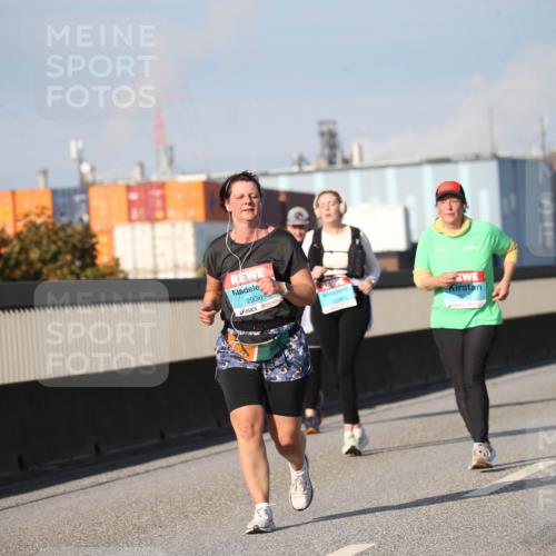 03.10.2025 - Köhlbrandbrückenlauf Jannik Wohlers http://msf.ph/oto/9096959 03.10.2025 10:15:26 Position 3 2936 meine-sportfotos.de