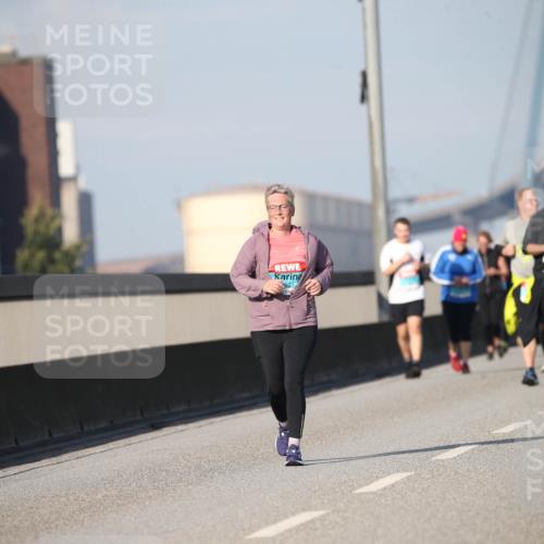 03.10.2025 - Köhlbrandbrückenlauf Jannik Wohlers http://msf.ph/oto/9097013 03.10.2025 10:15:32 Position 3  meine-sportfotos.de