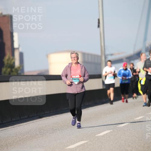 03.10.2025 - Köhlbrandbrückenlauf Jannik Wohlers http://msf.ph/oto/9097017 03.10.2025 10:15:32 Position 3 3589 meine-sportfotos.de