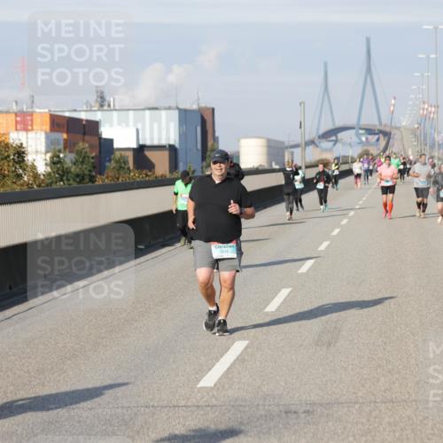 03.10.2025 - Köhlbrandbrückenlauf Jannik Wohlers http://msf.ph/oto/9097155 03.10.2025 10:17:50 Position 3 1518 meine-sportfotos.de
