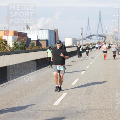 03.10.2025 - Köhlbrandbrückenlauf Jannik Wohlers http://msf.ph/oto/9097160 03.10.2025 10:17:50 Position 3 1518 meine-sportfotos.de