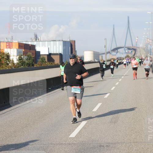 03.10.2025 - Köhlbrandbrückenlauf Jannik Wohlers http://msf.ph/oto/9097187 03.10.2025 10:17:51 Position 3 1518 meine-sportfotos.de