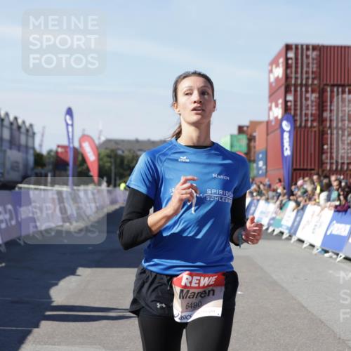 03.10.2025 - Köhlbrandbrückenlauf Jannik Wohlers http://msf.ph/oto/9097189 03.10.2025 12:55:52 Ziel 4594, 5966, 6100, 6480, 6762 meine-sportfotos.de