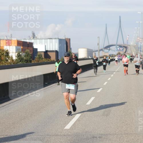 03.10.2025 - Köhlbrandbrückenlauf Jannik Wohlers http://msf.ph/oto/9097193 03.10.2025 10:17:51 Position 3 1518 meine-sportfotos.de