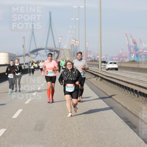 03.10.2025 - Köhlbrandbrückenlauf Jannik Wohlers http://msf.ph/oto/9097244 03.10.2025 10:18:00 Position 3 3319 meine-sportfotos.de