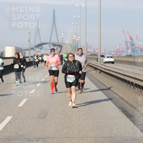 03.10.2025 - Köhlbrandbrückenlauf Jannik Wohlers http://msf.ph/oto/9097263 03.10.2025 10:18:00 Position 3 3319 meine-sportfotos.de