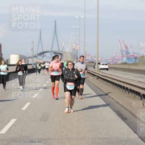 03.10.2025 - Köhlbrandbrückenlauf Jannik Wohlers http://msf.ph/oto/9097288 03.10.2025 10:18:00 Position 3  meine-sportfotos.de