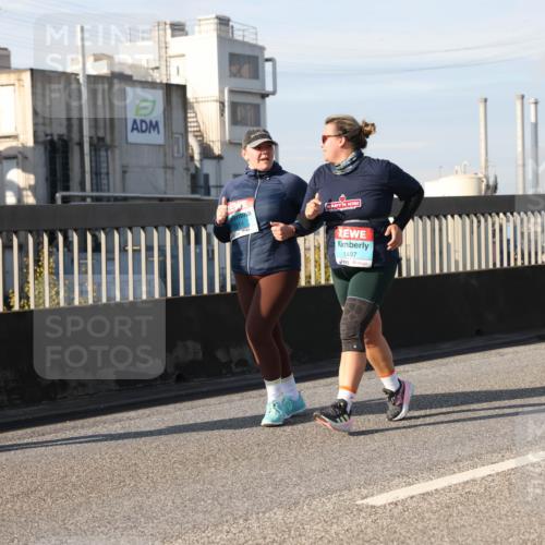 03.10.2025 - Köhlbrandbrückenlauf Lena Gebhardt http://msf.ph/oto/9097462 03.10.2025 10:10:14 Position 2 1606, 1497 meine-sportfotos.de