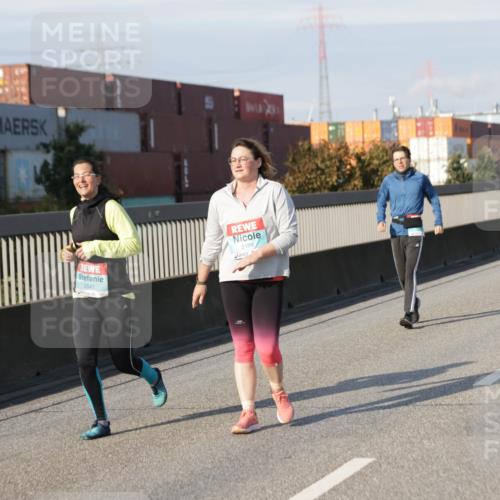 03.10.2025 - Köhlbrandbrückenlauf Jannik Wohlers http://msf.ph/oto/9097590 03.10.2025 10:18:28 Position 3 2547, 2199, 2479 meine-sportfotos.de