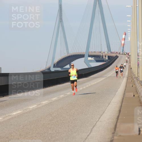 03.10.2025 - Köhlbrandbrückenlauf Lena Gebhardt http://msf.ph/oto/9097595 03.10.2025 09:33:55 Position 2  meine-sportfotos.de