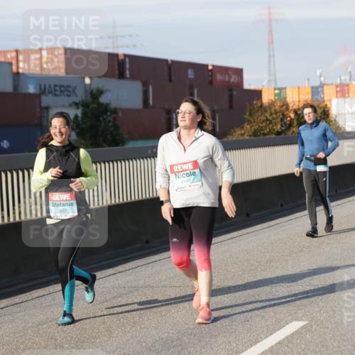 03.10.2025 - Köhlbrandbrückenlauf Jannik Wohlers http://msf.ph/oto/9097623 03.10.2025 10:18:28 Position 3 2547, 2199 meine-sportfotos.de
