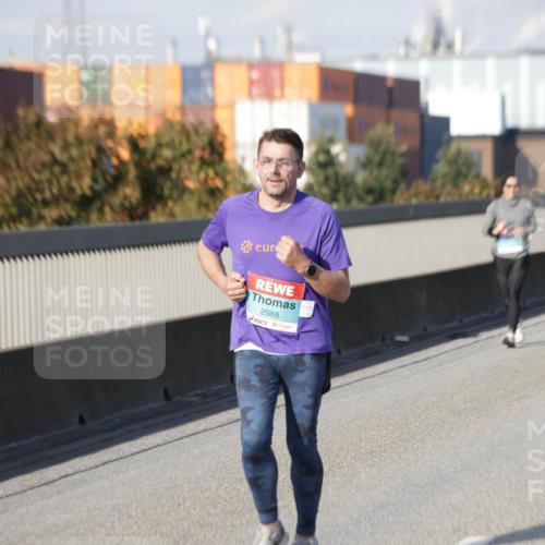 03.10.2025 - Köhlbrandbrückenlauf Jannik Wohlers http://msf.ph/oto/9097650 03.10.2025 10:18:33 Position 3 2988 meine-sportfotos.de