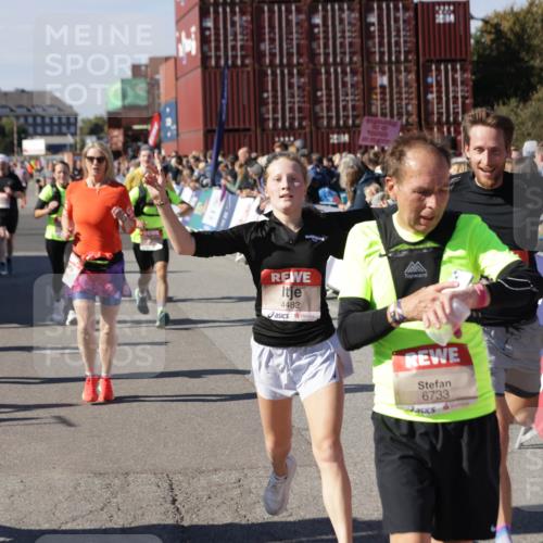03.10.2025 - Köhlbrandbrückenlauf Jannik Wohlers http://msf.ph/oto/9097746 03.10.2025 13:22:35 Ziel 4481, 4482, 4508, 5122, 5125, 5167, 5213, 5214, 5272, 5675, 5839, 5928, 5933, 5982, 6261, 6300, 6413, 6733 meine-sportfotos.de