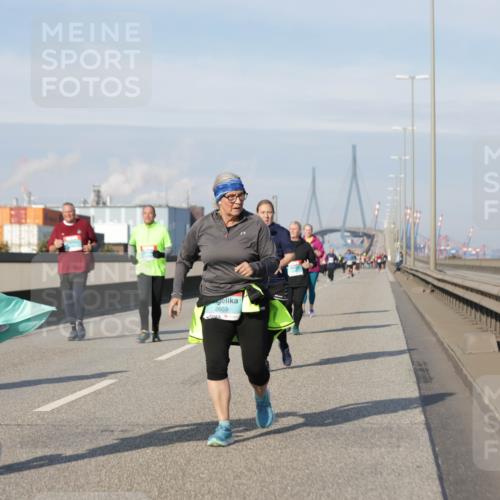 03.10.2025 - Köhlbrandbrückenlauf Jannik Wohlers http://msf.ph/oto/9097956 03.10.2025 10:18:56 Position 3 2488, 2603 meine-sportfotos.de