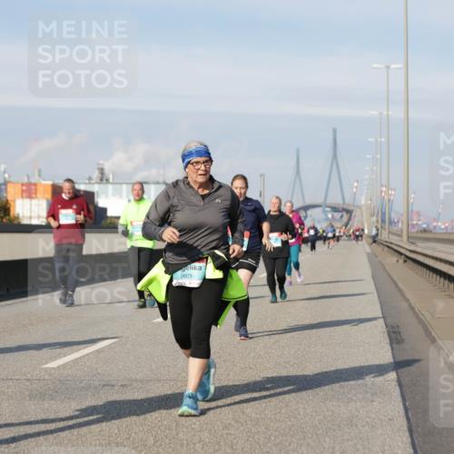 03.10.2025 - Köhlbrandbrückenlauf Jannik Wohlers http://msf.ph/oto/9097982 03.10.2025 10:18:57 Position 3 2488, 2603 meine-sportfotos.de
