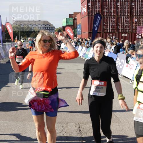 03.10.2025 - Köhlbrandbrückenlauf Jannik Wohlers http://msf.ph/oto/9098030 03.10.2025 13:22:39 Ziel 4481, 4482, 4508, 5122, 5125, 5167, 5213, 5214, 5675, 5839, 5928, 5933, 5982, 6107, 6261, 6300, 6413, 6733 meine-sportfotos.de