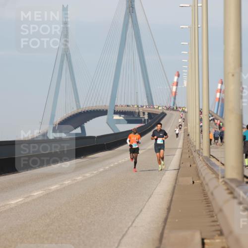 03.10.2025 - Köhlbrandbrückenlauf Lena Gebhardt http://msf.ph/oto/9098043 03.10.2025 09:34:12 Position 2  meine-sportfotos.de