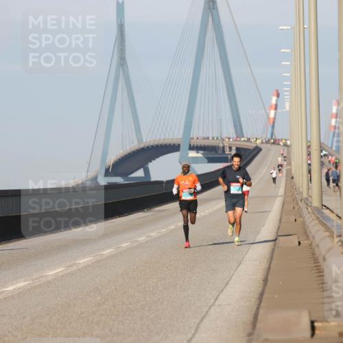 03.10.2025 - Köhlbrandbrückenlauf Lena Gebhardt http://msf.ph/oto/9098134 03.10.2025 09:34:16 Position 2  meine-sportfotos.de